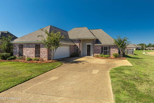 2301 Wilshire Pl, Madison, MS, 39110-2209 | Card Image