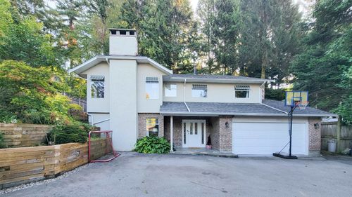 3595 Wellington Cres, North Vancouver, BC, V7R3B3 | Card Image