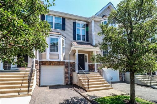 702-702 Sienna Dr, Danbury, CT, 06810-7148 | Card Image
