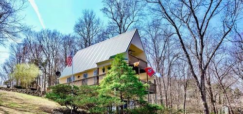 21 Marina Village Rd, Parsons, TN, 38363-3576 | Card Image