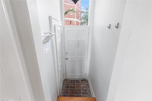 apt-2-407 Warren Cres, Norfolk, VA, 23507-2243 | Card Image