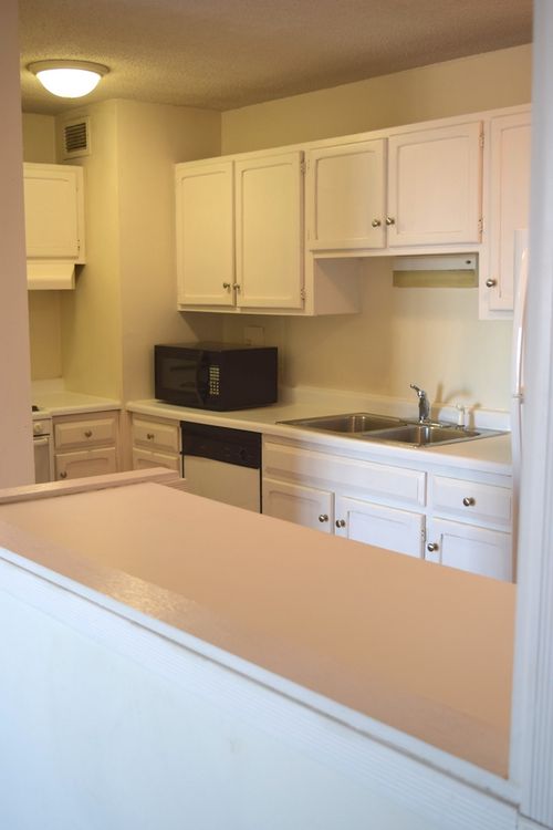 apt-4c-2200 S Stewart Ave, Lombard, IL, 60148-5519 | Card Image