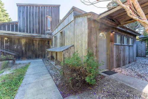 9001 N Highway 1 None, Mendocino, CA, 95460 | Card Image