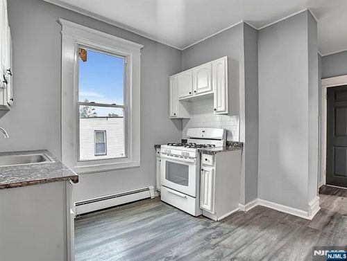 49 Tichenor Ter, Irvington, NJ, 07111-3823 | Card Image