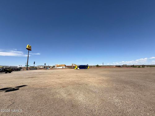313 W Desmond St, Winslow, AZ, 86047 | Card Image