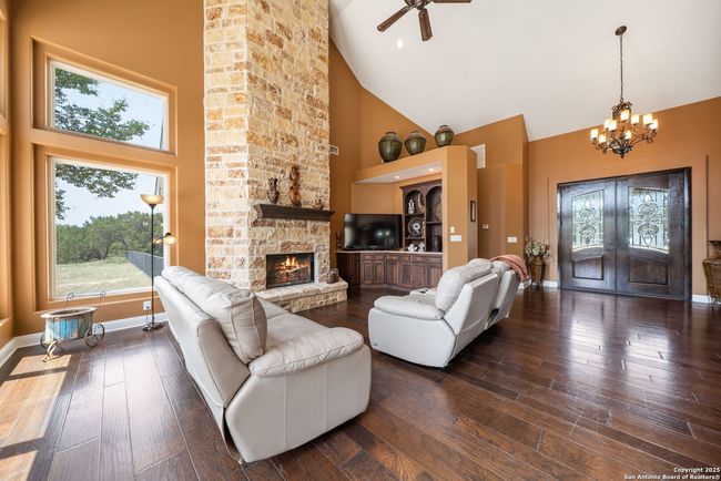 22355 Fossil Rdg, House other with 3 bedrooms, 4 bathrooms and null parking in San Antonio TX | Image 7
