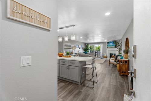 217-2501 S El Camino Real, San Clemente, CA, 92672-4046 | Card Image