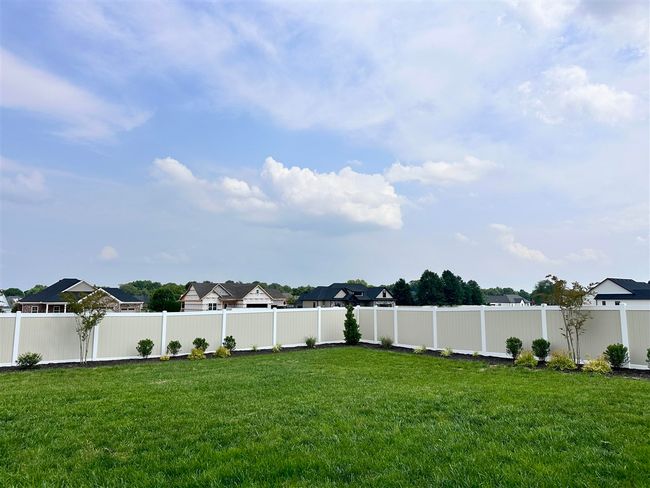 1105 Andover Dr, Home with 4 bedrooms, 2 bathrooms and null parking in Franklin KY | Image 24