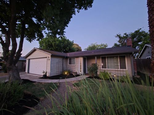 5710 Parkoaks Dr, Carmichael, CA, 95608-0453 | Card Image