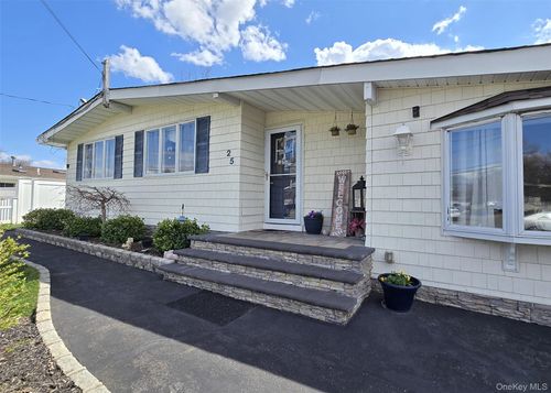 25 Peter Road, Brookhaven, NY, 11779 | Card Image