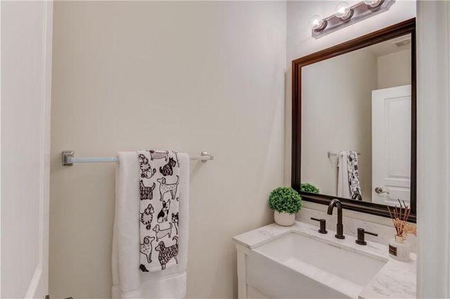 7653 Legacy Rd, House other with 4 bedrooms, 3 bathrooms and null parking in Flowery Branch GA | Image 15