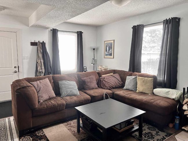 4924 50 Ave, House other with 2 bedrooms, 2 bathrooms and 5 parking in Minburn AB | Image 4