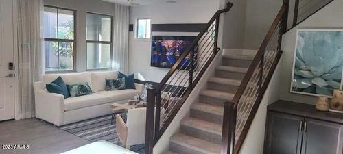 5750 W Raymond St, Phoenix, AZ, 85043-6442 | Card Image