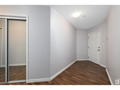 114 - 11716 100 Ave Nw, Condo with 2 bedrooms, 2 bathrooms and 1 parking in Edmonton AB | Image 2