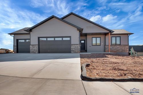 4725 Andean Ct, Rapid City, SD, 57702-4100 | Card Image