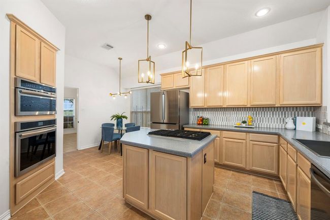 14214 Ayers Rock Rd, House other with 3 bedrooms, 2 bathrooms and 2 parking in Sugar Land TX | Image 14