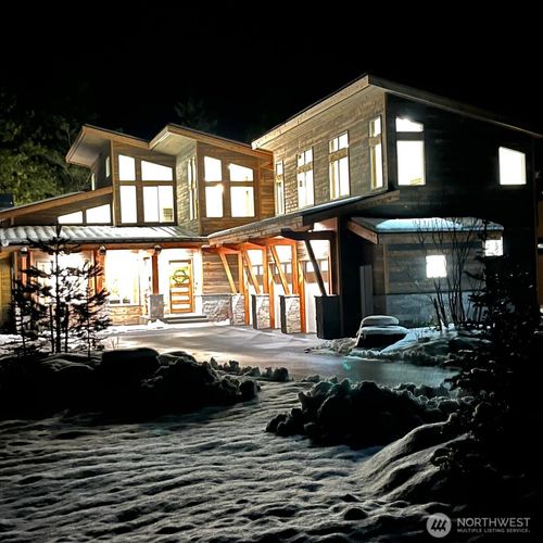 391 Southern Star Ln, Cle Elum, WA, 98922-6113 | Card Image