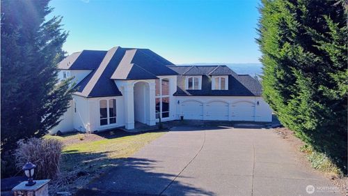 130 Upland Dr, Woodland, WA, 98674-9296 | Card Image