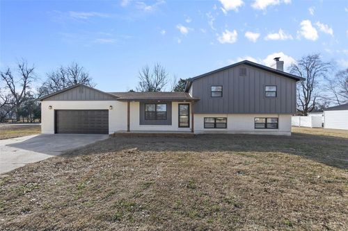 470 Saint Paul Dr, New Madrid, MO, 63869-1316 | Card Image
