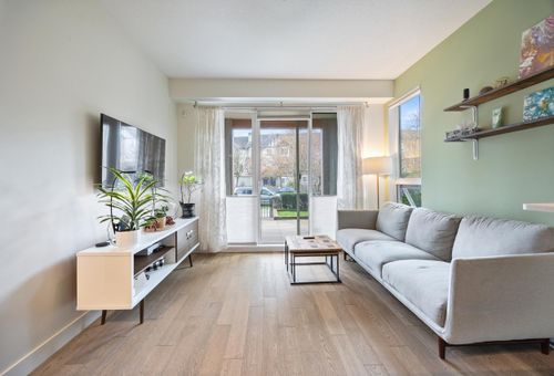 209 - 3399 Noel Dr, Condo with 2 bedrooms, 2 bathrooms and 1 parking in Burnaby BC | Card Image