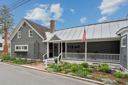 5-17 High St, Woodstock, VT, 05091-1324 | Card Image