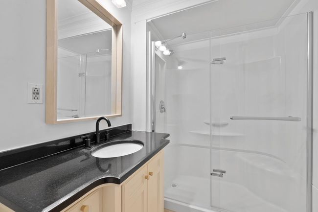 828 Kent Street, House other with 2 bedrooms, 1 bathrooms and 4 parking in White Rock BC | Image 23