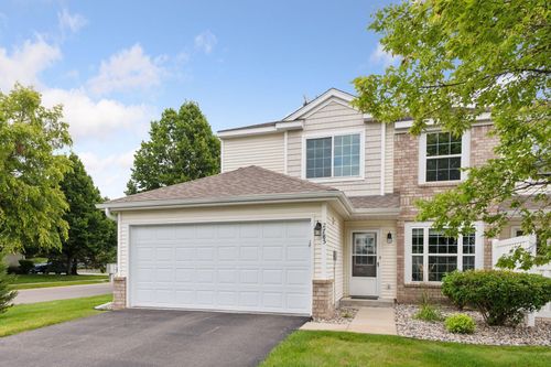2785 Wagon Wheel Trl, Chaska, MN, 55318-1579 | Card Image