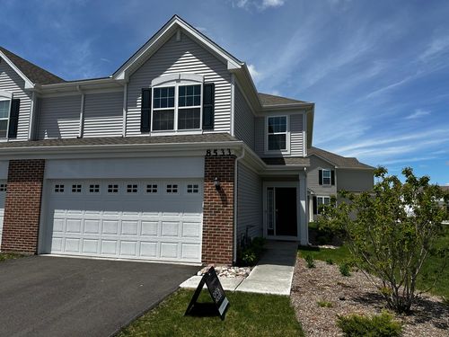 8533 Stillwater Rd, Wonder Lake, IL, 60097-8914 | Card Image