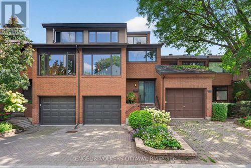 202 Holmwood Avenue, Ottawa, ON, K1S2P7 | Card Image