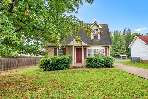 360 Donna Dr, Clarksville, TN, 37042-1820 | Card Image