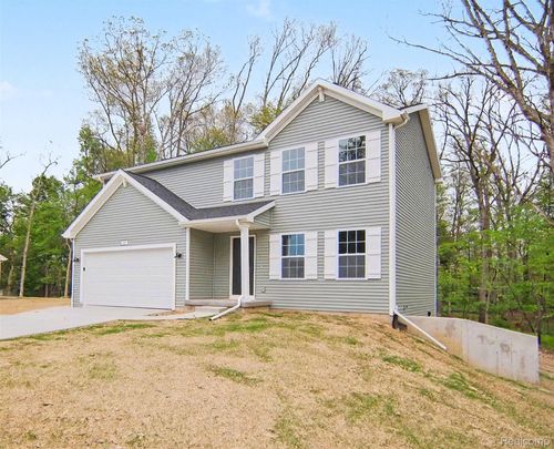 151 Woodland Way, Manchester, MI, 48158-8585 | Card Image