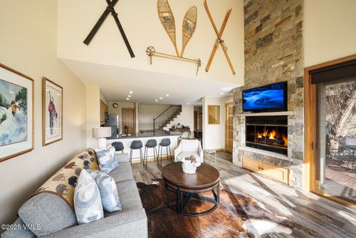 b-3-1121 Berry Creek Rd, Edwards, CO, 81632-5520 | Card Image