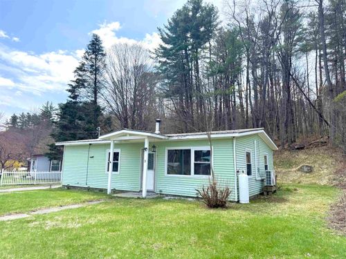 3 Woodland Dr, Springfield, VT, 05156-2138 | Card Image