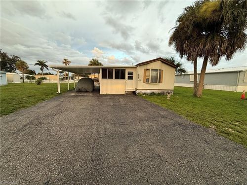27367 Rue Viauv Ave, BONITA SPRINGS, FL, 34135-6021 | Card Image