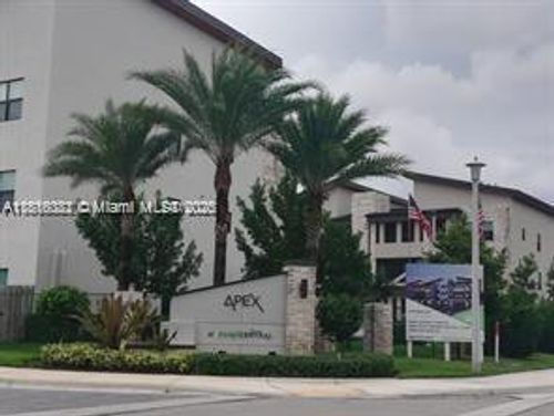 apt-32-8055 Nw 104th Ave, Doral, FL, 33178-4499 | Card Image