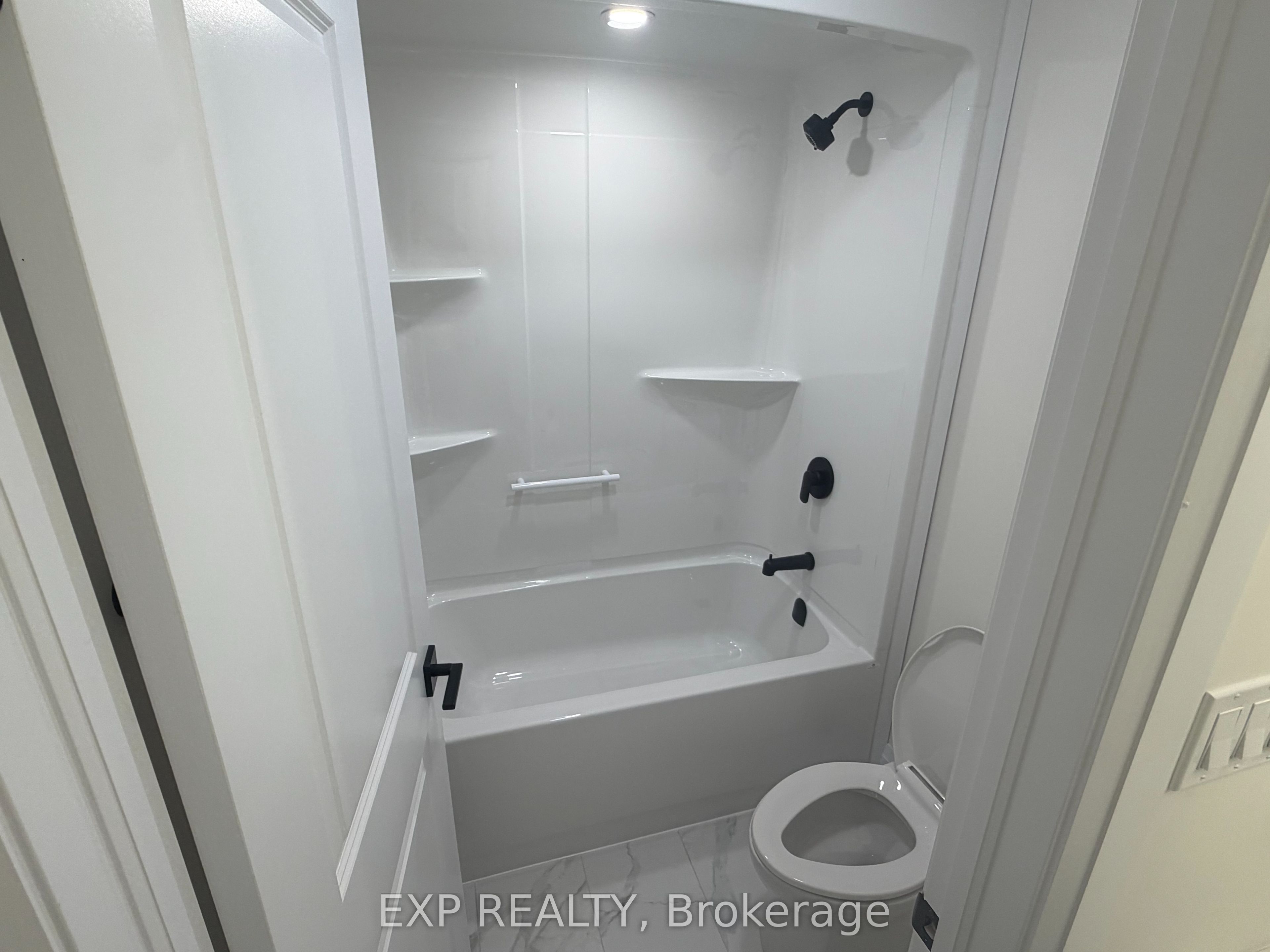Residential Lease in Niagara Falls 3