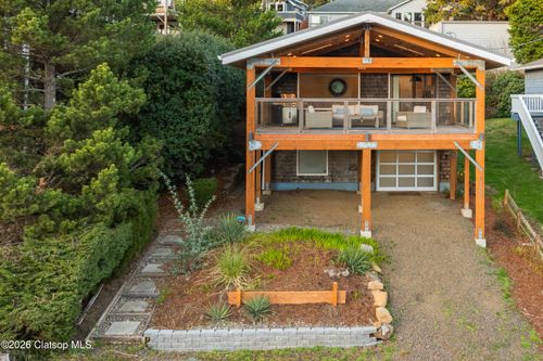 8120 Nehalem Rd, Manzanita, OR, 97130-8011 | Card Image