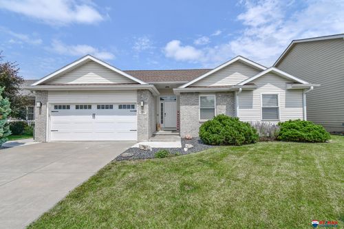 1700 Vavrina Ln, Lincoln, NE, 68512-9460 | Card Image