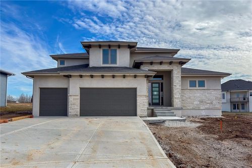 22017 W 99th Ter, Lenexa, KS, 66220 | Card Image