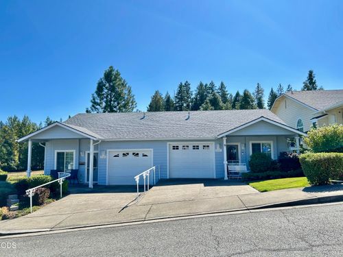3109 University Rd, Grants Pass, OR, 97527-6386 | Card Image
