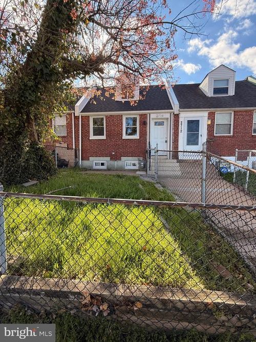 2714 Thatcher St, WILMINGTON, DE, 19802-3710 | Card Image