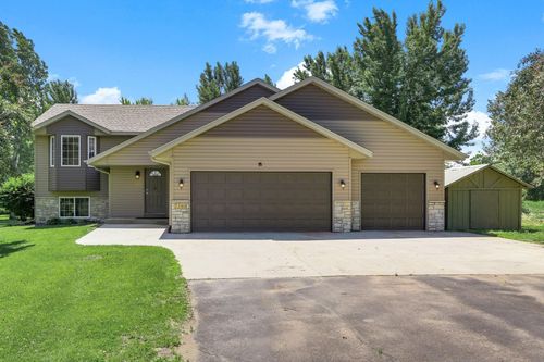 7380 566th St, Pine City, MN, 55063-8902 | Card Image