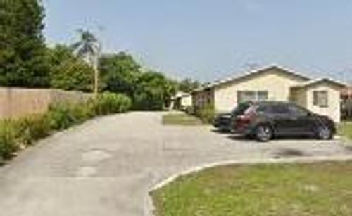 2891 Gulfstream Rd, Palm Springs, FL, 33461-1813 | Card Image