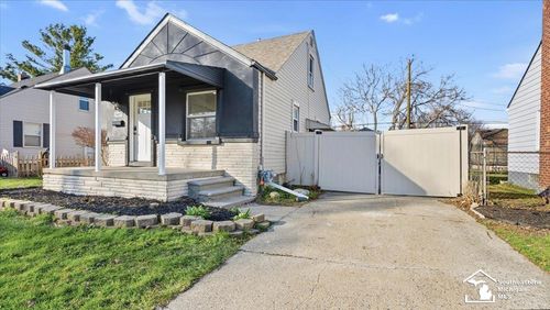 16050 Beatrice Ave, Allen Park, MI, 48101-2750 | Card Image