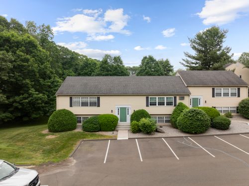 28-28 Brantwood Dr, Madison, CT, 06443-2335 | Card Image