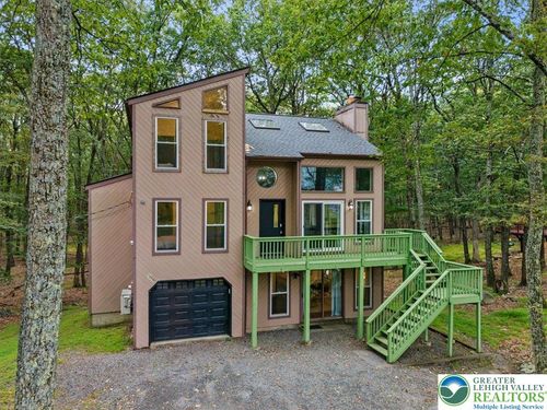 317 Robinwood Ter, East Stroudsburg, PA, 18301-6960 | Card Image