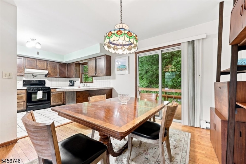 Residential in Ringwood Boro 5