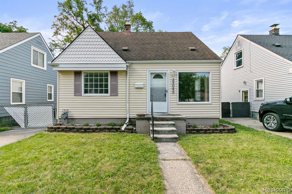 Colgate St, Dearborn Heights, MI 48125