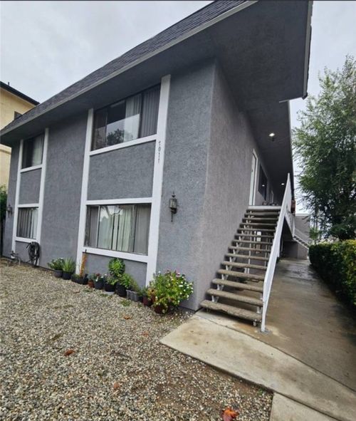 apt-9-7011 Vassar Ave, Canoga Park, CA, 91303-1984 | Card Image