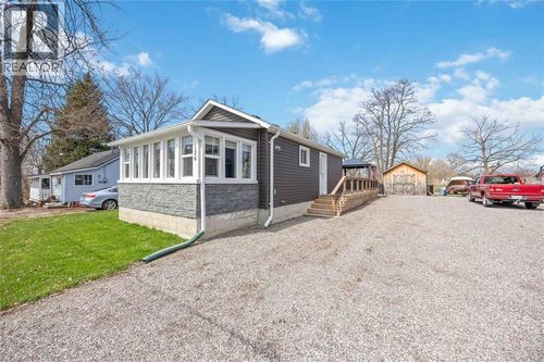 126 Church Street, St. Clair, ON, N0N1G0 | Card Image